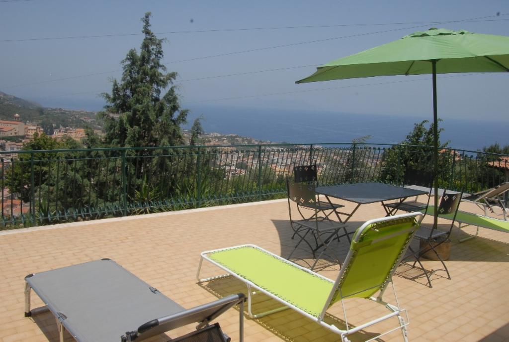 باتي B&B Villa Zia Febronia المظهر الخارجي الصورة